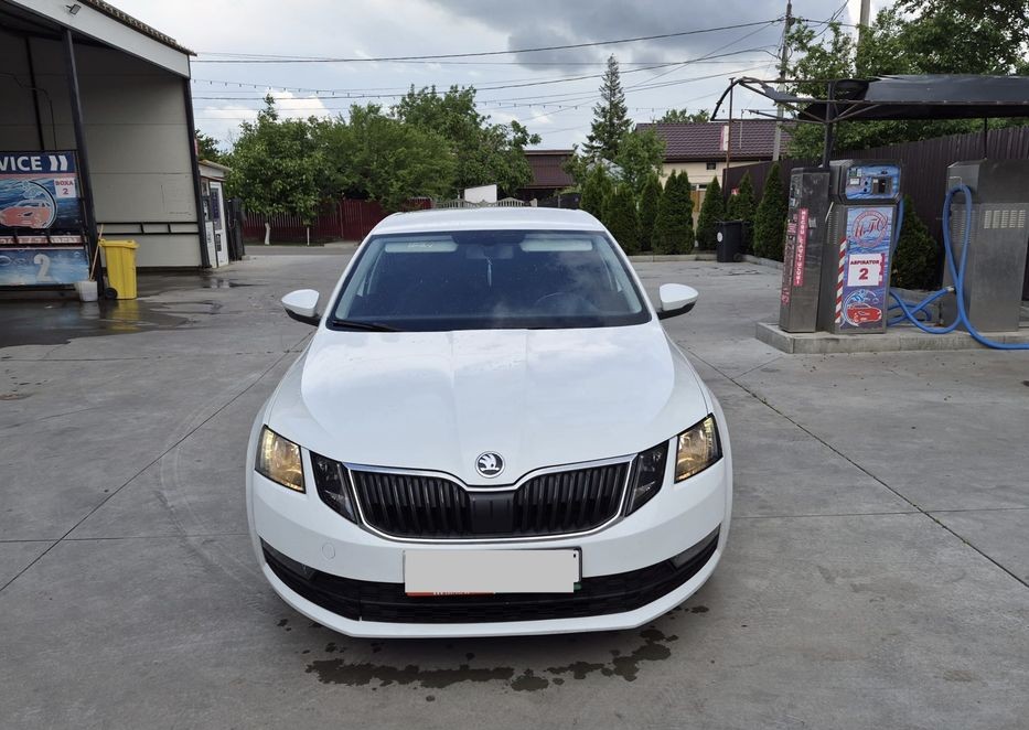 Skoda Octavia 2017 (2016) | 9.500 € | 220.000 km | Revizie Recentă | Folie Față/Spate | Stare Impecabilă