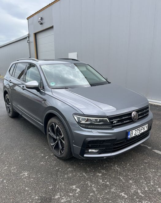 Volkswagen Tiguan 2020 | 2.0 BiTDI 240 CP | 4Motion | DSG | 180.000 km | Panoramic | Cameră 360 | Masaj | Posibilitate Rate pentru Firme